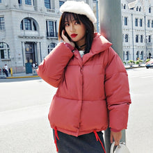 Load image into Gallery viewer, Estilo coreano 2019 jaqueta de inverno das mulheres gola sólida preto branco feminino para baixo casaco solto oversized curto parka
